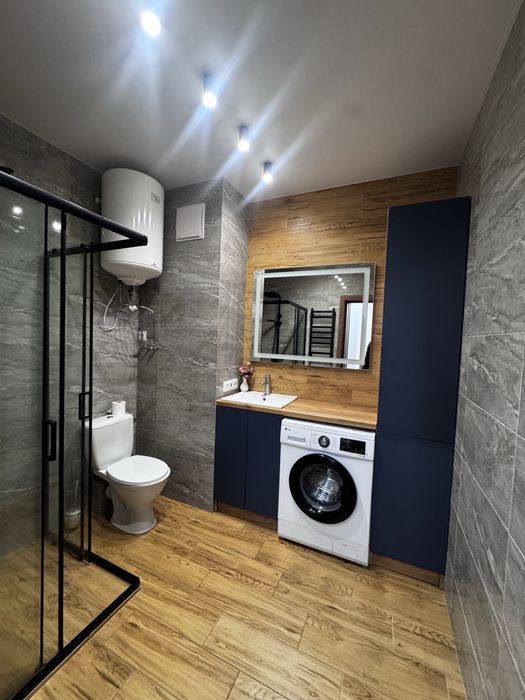 Продам квартиру Варшавський Плюс 70м 2к Виговського Змієнка Олеся