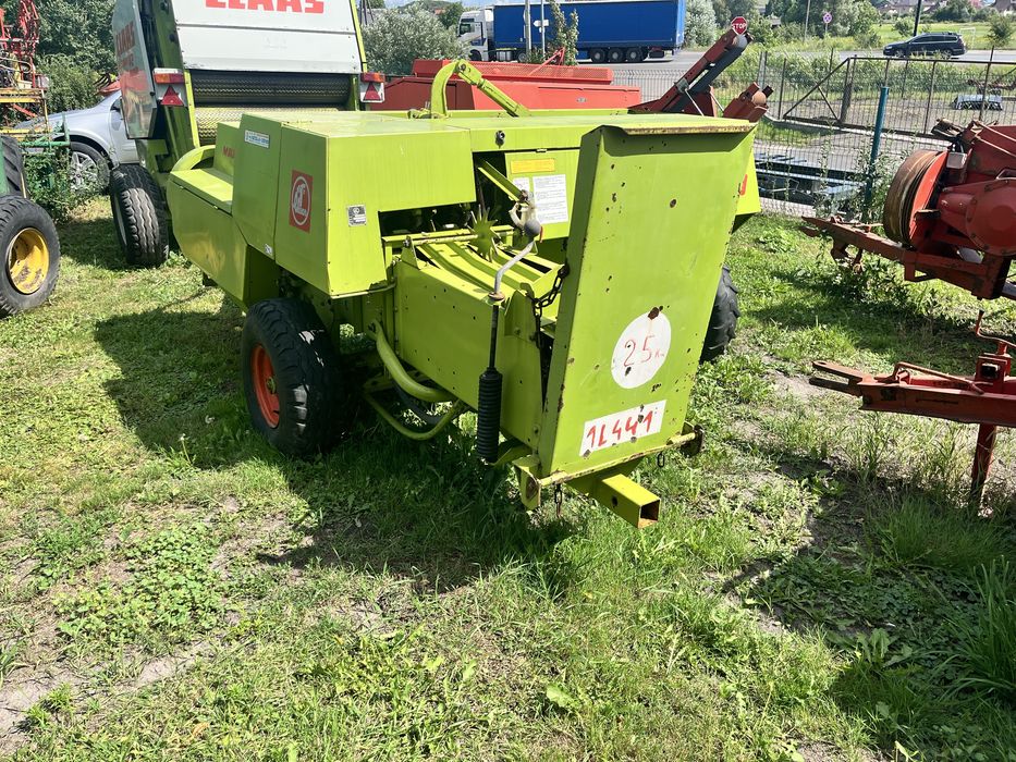 Прес подборщик до міні трактора Claas Marcant