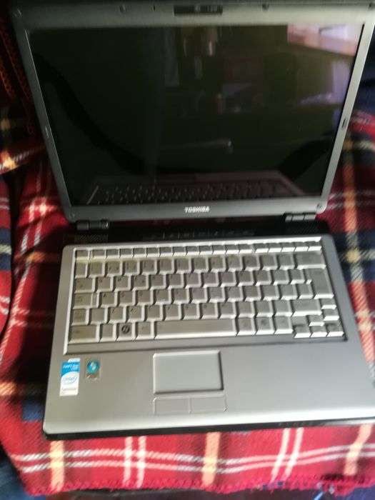 Vendo Toshiba U300 - 130
