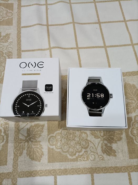 Smartwatch One - Nunca usado