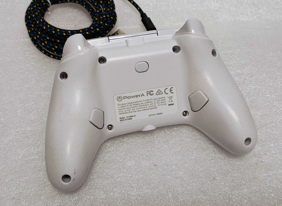 Pad PowerA Przewodowy Xbox Series X/S Xbox One Windows 10 Silber Ice