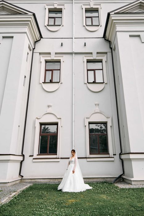 Весільна команда фотограф та відеограф.