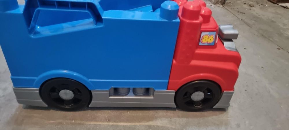 Camião de blocos grandes (tipo DUPLO)