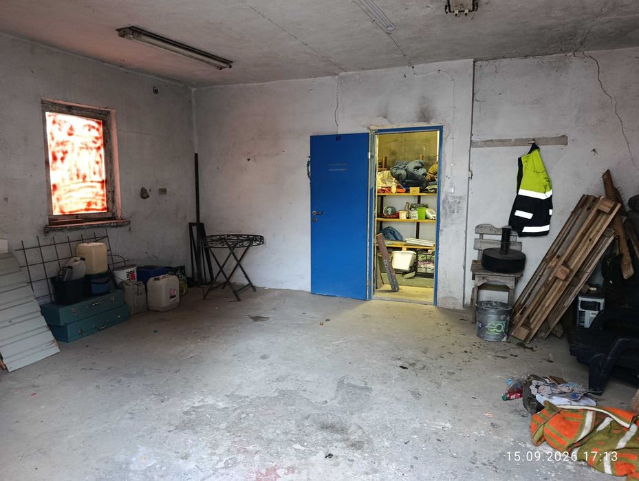 Do wynajęcia  garaż 35m2   600 zł