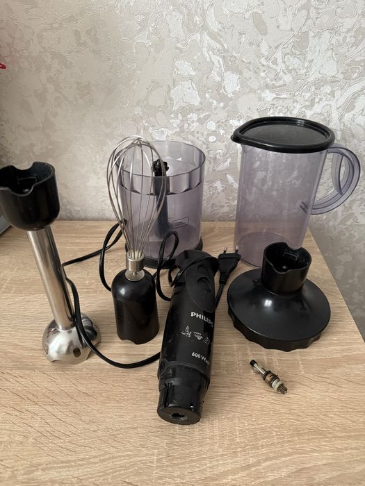 Блендер Philips 600 watt