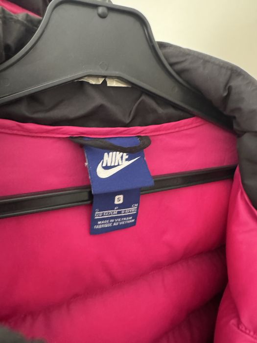 Куртка nike для дівчинки  S 128-137 см