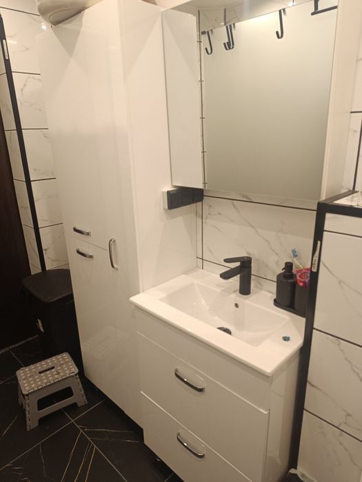 Meble łazienkowe  stan b dobry Rezerwacja