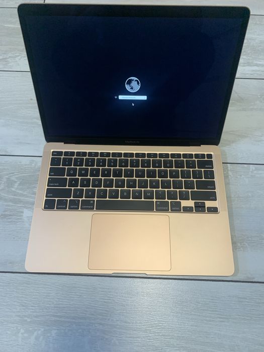 Macbook Air 2022 A2179 8/256GB