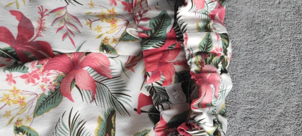 Białe bluzki- koszule  + spodnie