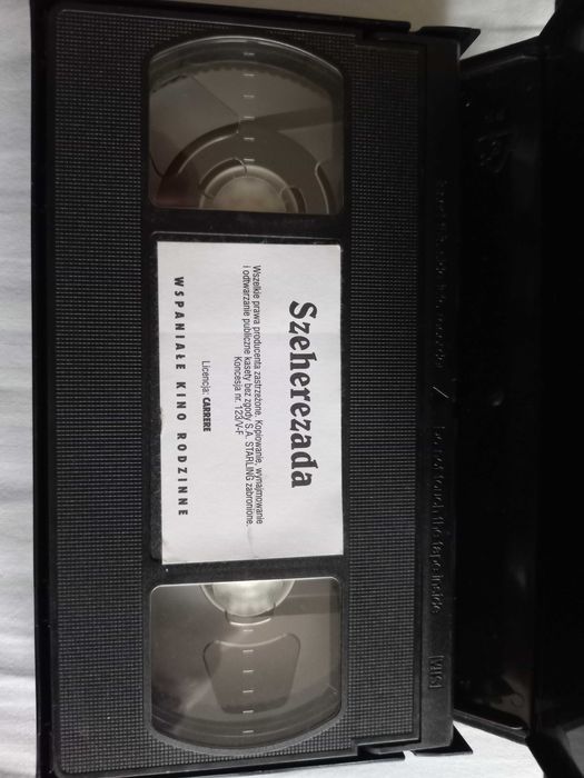 Bajki dwie kasety Video VHS: Barbie Magia Pegaza + Szeherezada