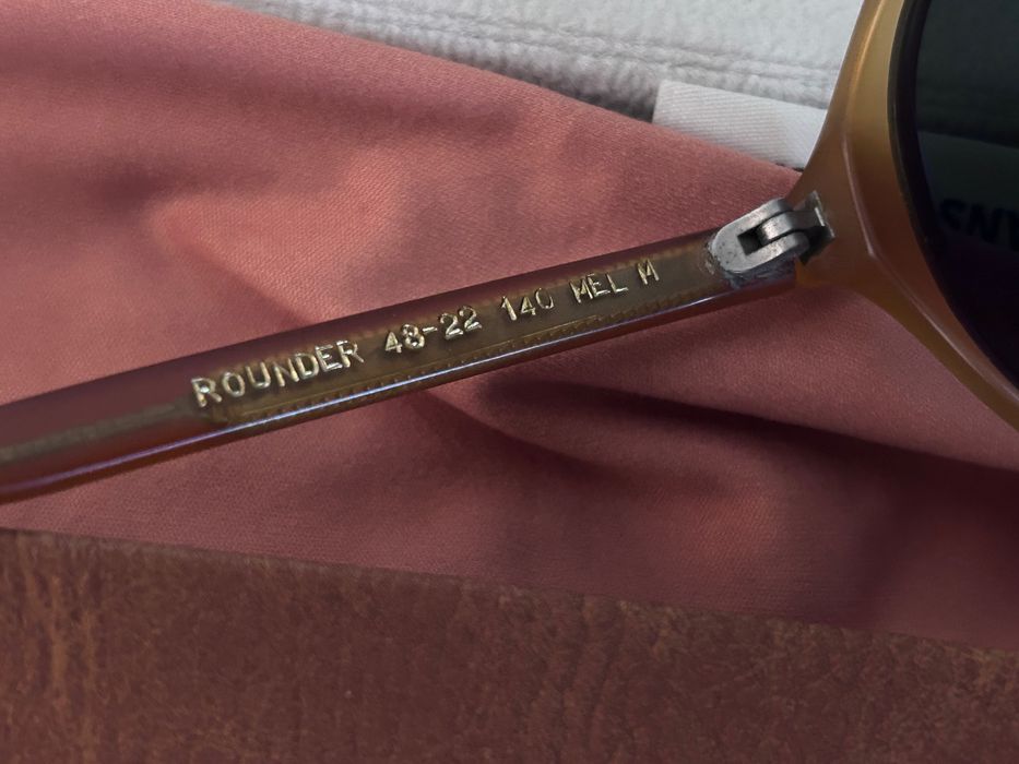 Óculos de sol Fora modelo Rounder