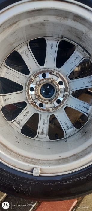 Sprzedam felgi aluminiowe z oponami – oryginalne Ford 5x108 R16