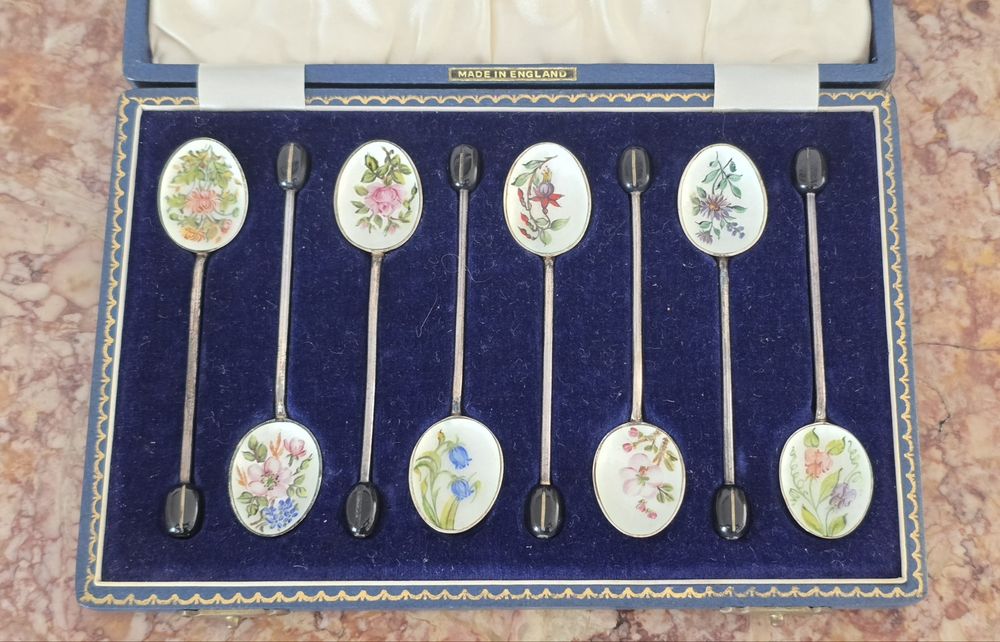 Conjunto de colheres vintage de colecção em prata