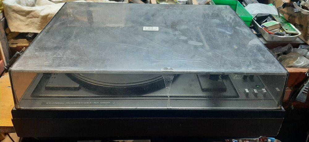 Продам електрофон радіотехніка 301 стерео