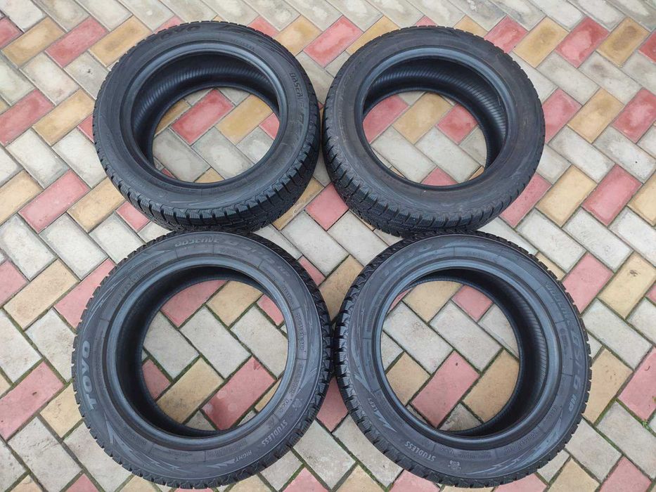 Зимові шини Toyo Observe GSi6 205/55 R16 94H