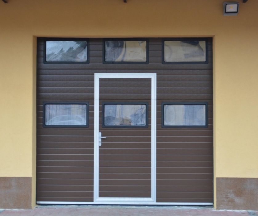 PRODUCENT brama segmentowa garażowa przemysłowa bramy garażowe KIELCE