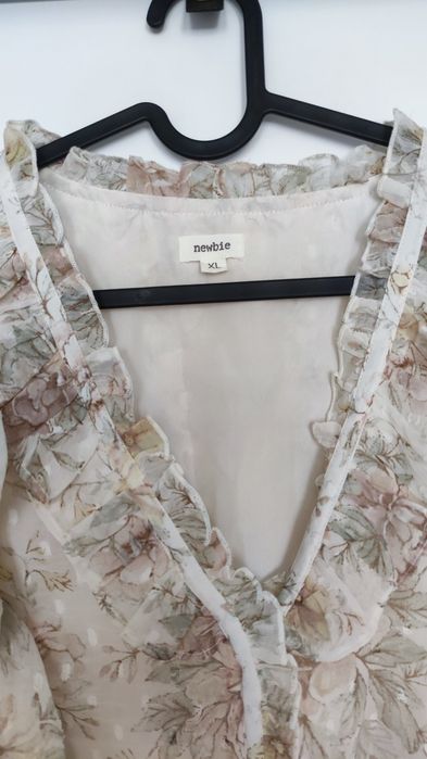 Newbie sukienka kwiaty falbany XL/42
