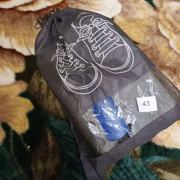 Кроссовки кожаные