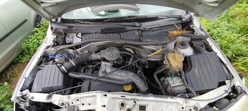 Opel Corsa C 1.2 (Z12XE) 2002 (PEÇAS) 5P