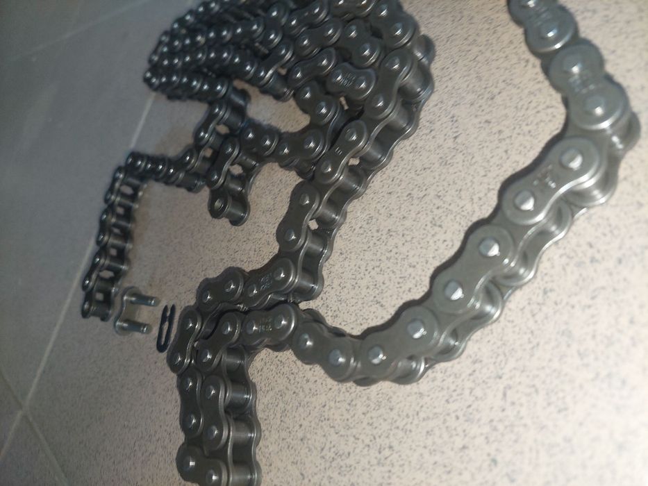 Nowy lancuch napędowy + zapinka wsk125 175