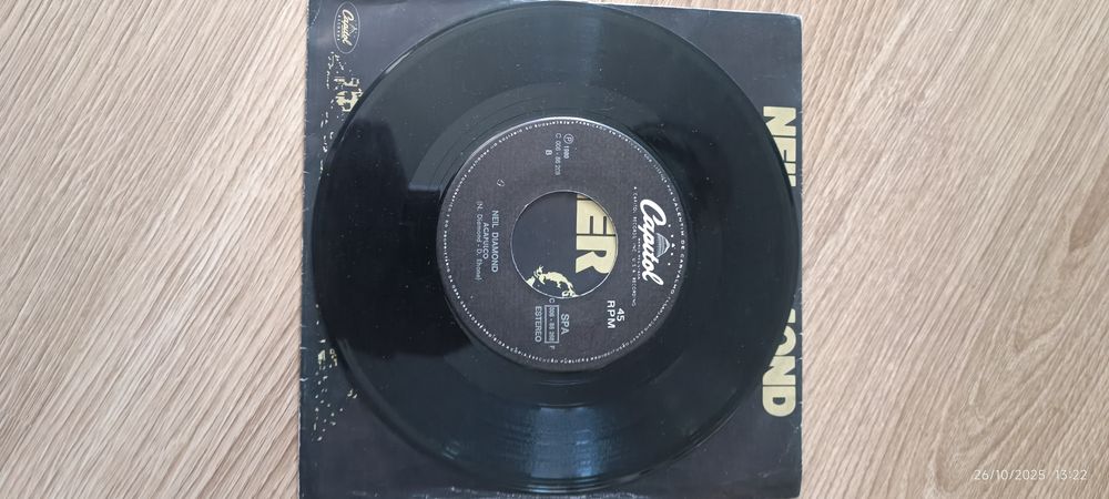 Neil Diamond "Love On The Rocks" Single