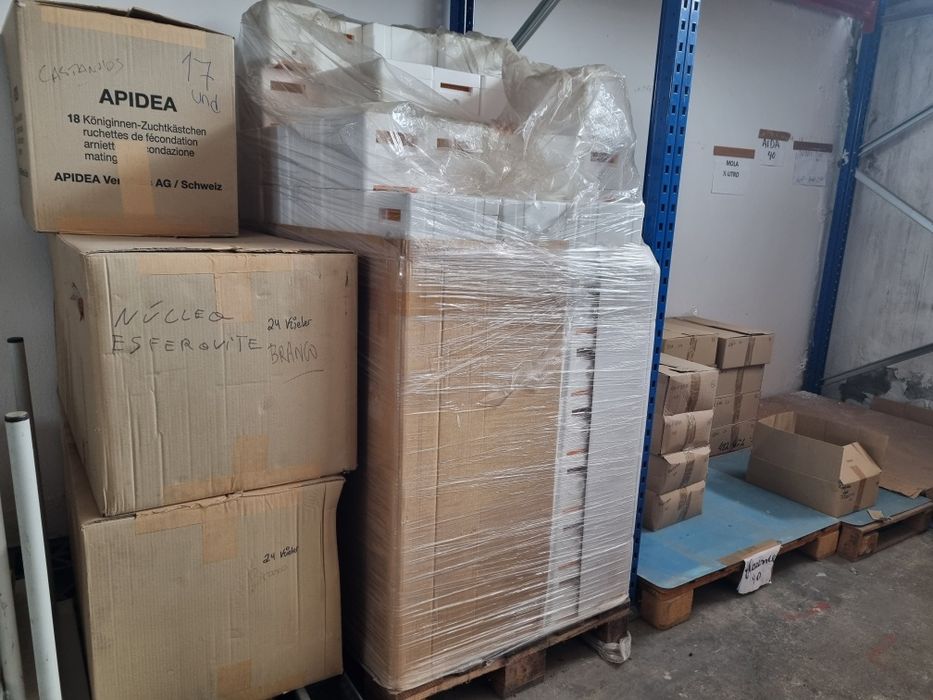 Venda - URGENTE - Stock de Empresa -Material diverso