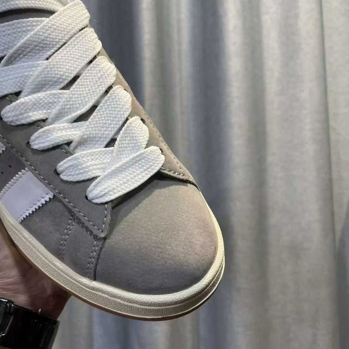 Adidas originals campus 00s 37