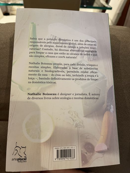 Livro: “ Casa limpa, casa ecológica”