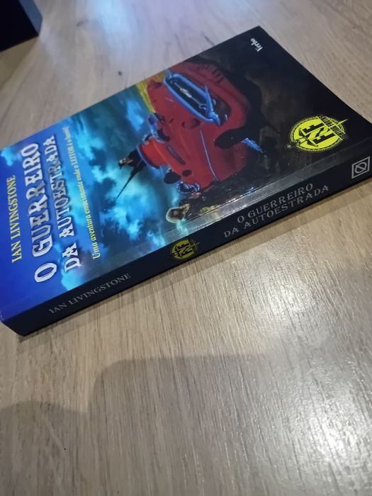 Aventuras fantásticas • O Guerreiro da Autoestrada - Yan Livingstone