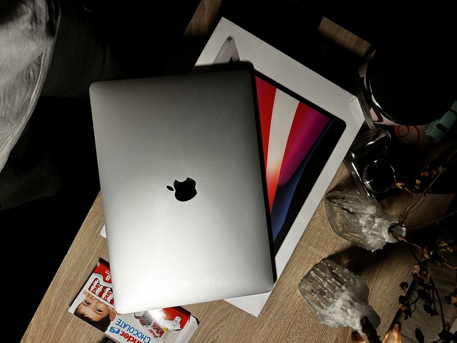 Macbook pro 13 2020 M1