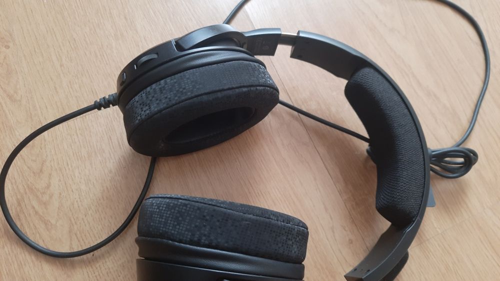 Headphones Corsair HS45