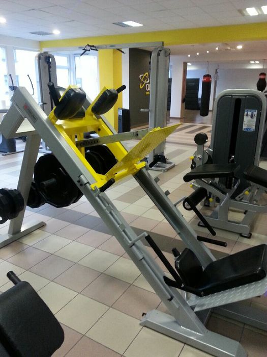 Dwufunkcyjna suwnica na nogi Haryzma Strength produkt POLSKI