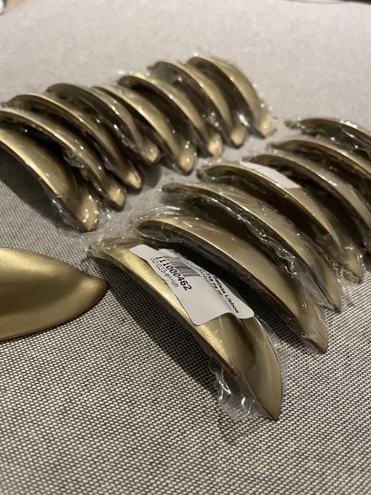 17 Puxadores concha dourados 64mm Fabricados em Portugal
