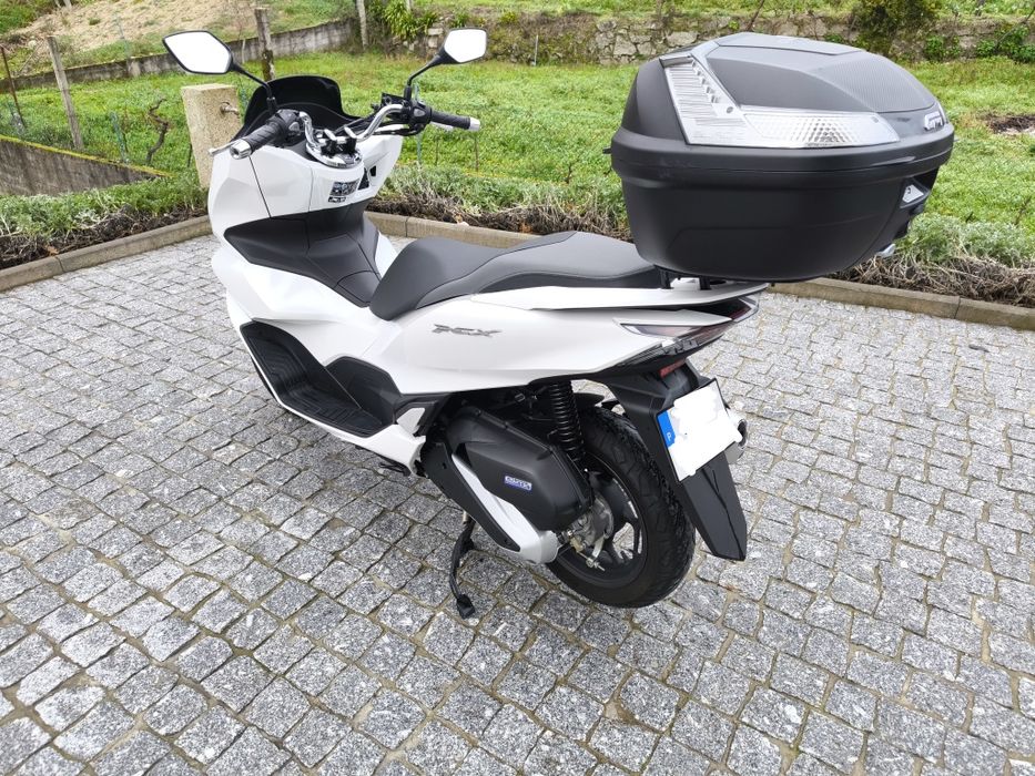 Honda PCX 125 poucos quilómetros