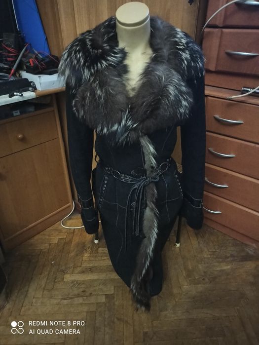 Женская шикарная натуральная дублёнка с мехом чернобур