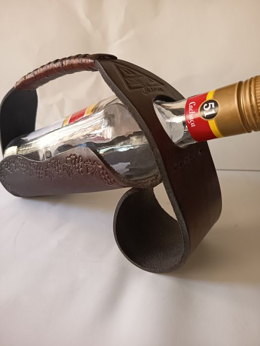 Suporte para garrafa de vinho