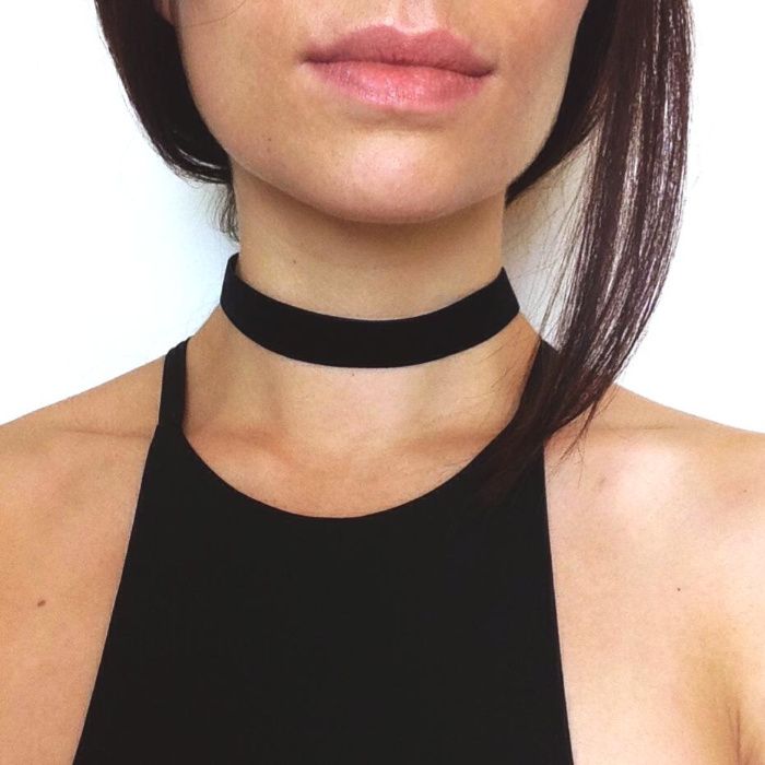Choker preto veludo