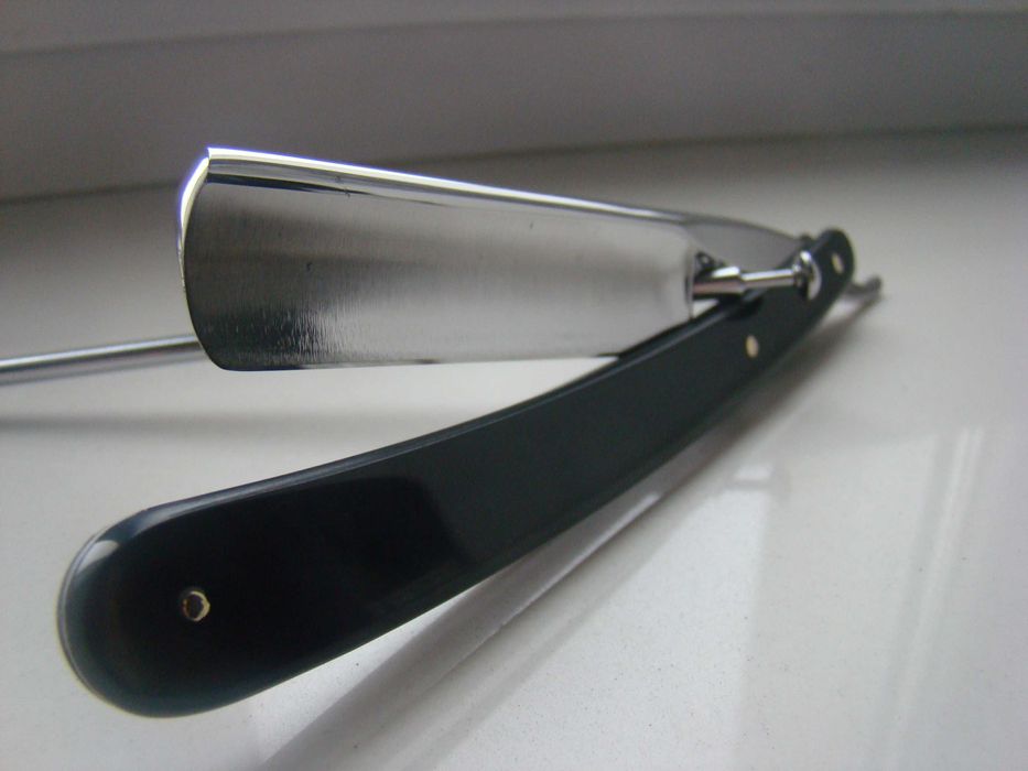 Бритва  небезпечна "TITAN"