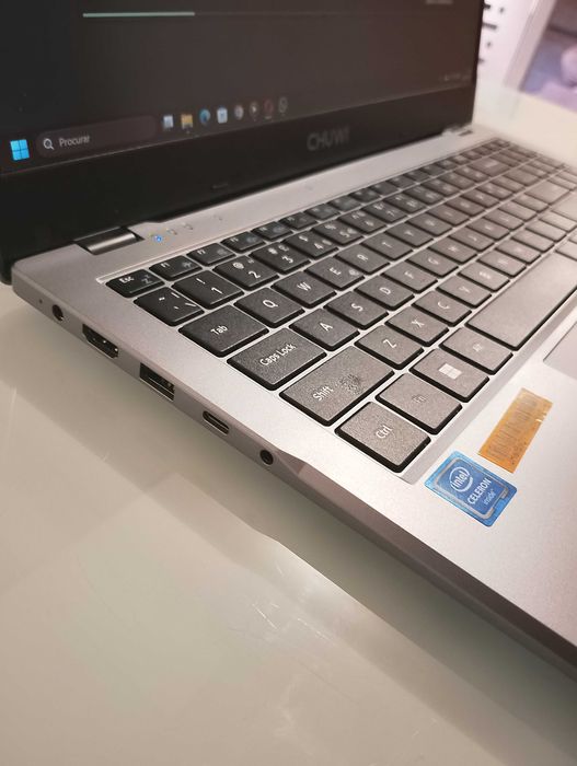 CHUWI HeroBook Plus Laptop – 8GB RAM / 256GB SSD – Windows 1164553328512002121