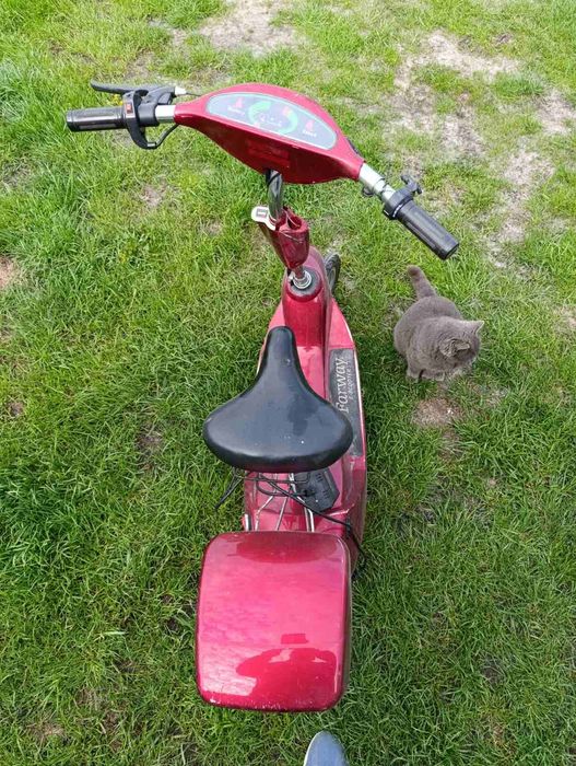 Продам электросамокат