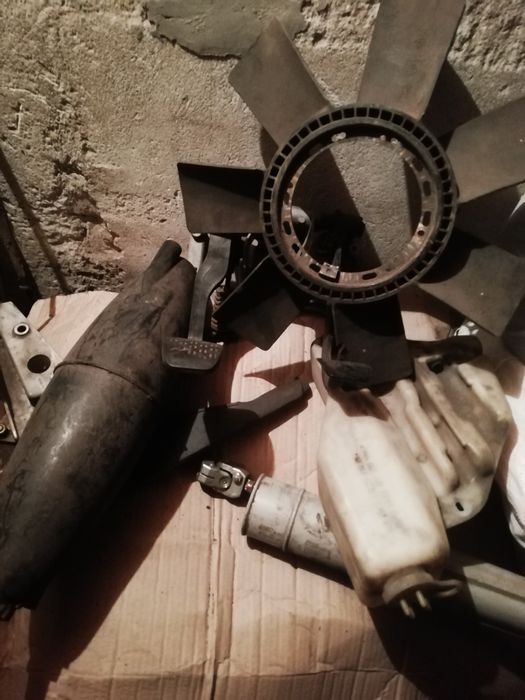 Приборы+внутряк по кабине МЕРС 609-817