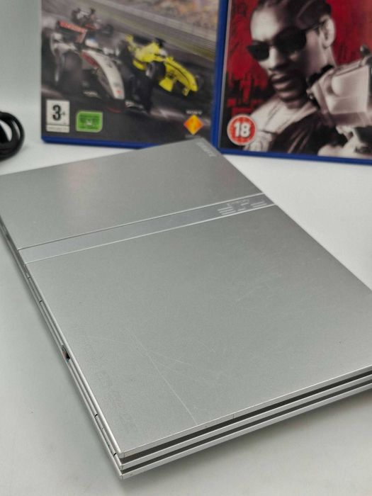 PlayStation 2 Slim (SCPH-70008 Silver)
