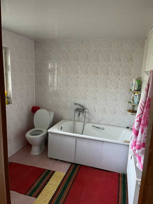 Будинок, 65 м кв + 50сот землі біля хати