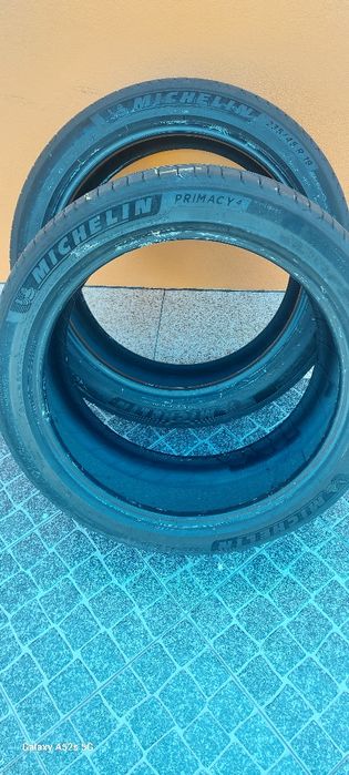 4 PNEUS MICHELIN  235/45 R19 99W