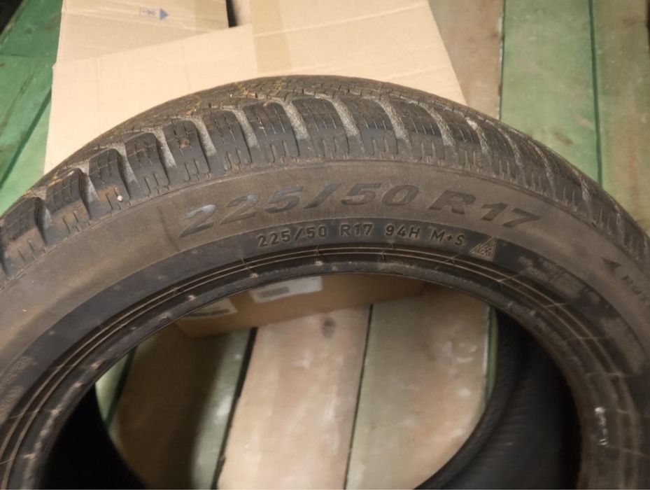 Opony zimowe Pirelli 225/50 R17