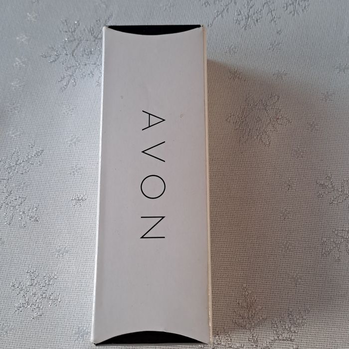 Nowy zegarek Avon