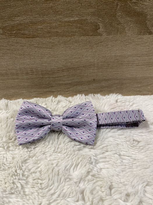 Elegancka vintage muszka