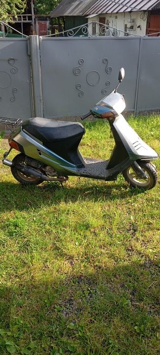 Продаю все працює їздить добре