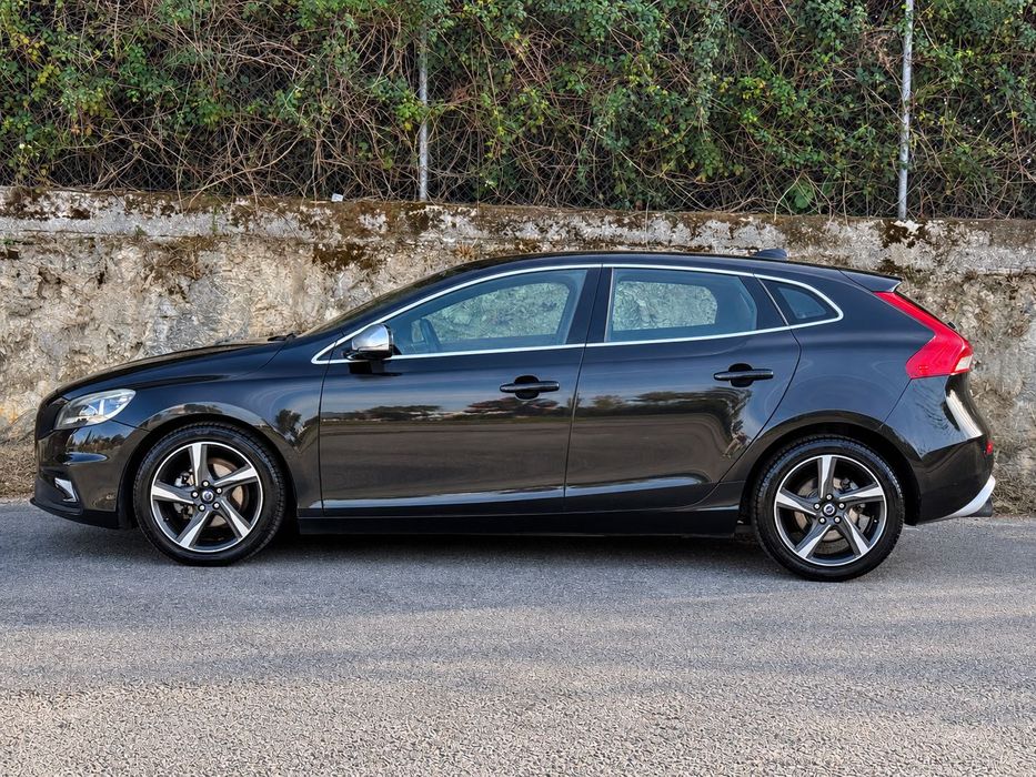 Volvo V40 1.6D R-Design Nacional