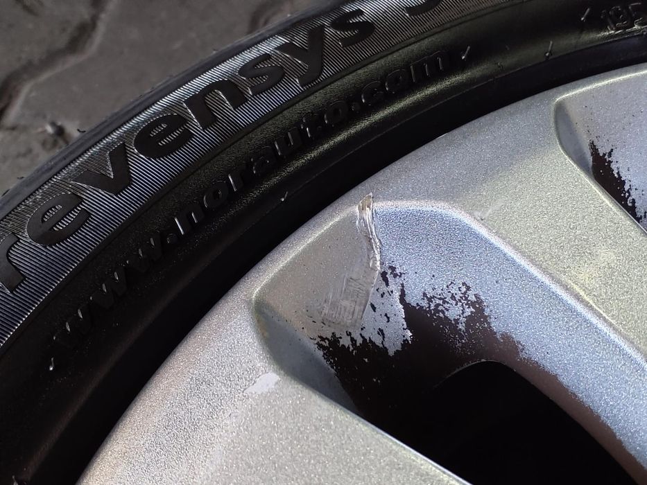 Jantes Ford R15 Com Pneus 195/50 Furação 4X98